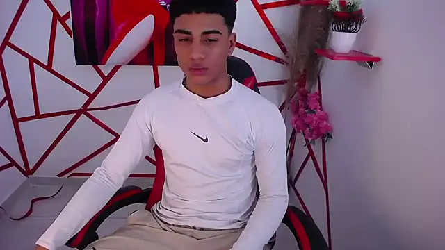 Show de oliver-parker na webcam
