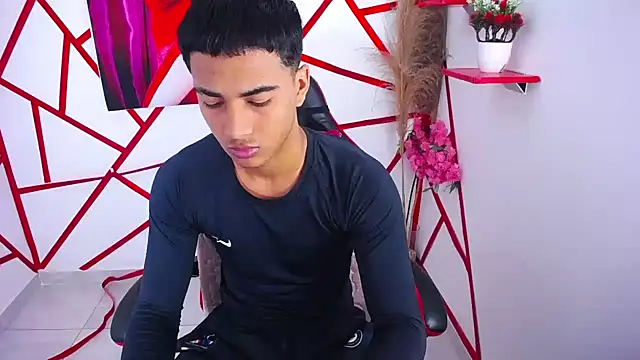 oliver-parker 在線直播表演