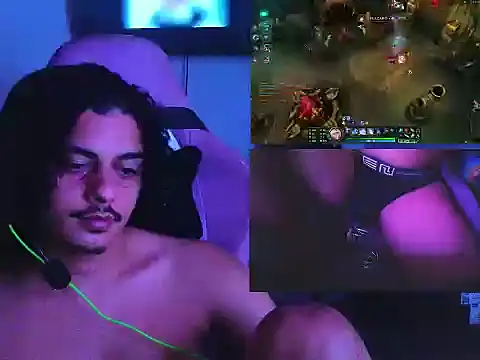 Gamer_Straight: διαδικτυακό σόου στην κάμερα
