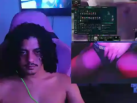 Show de Gamer_Straight na webcam