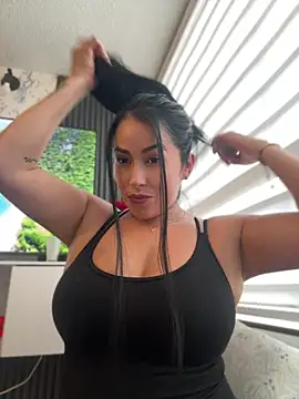 Czat XXX na żywo – areviklusine1