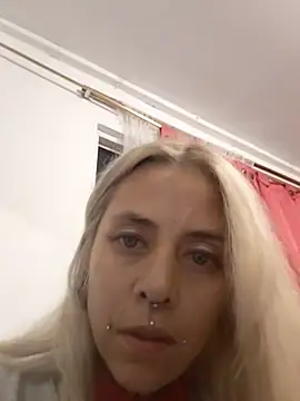 sofigirlgoldn Webbikameraesitys