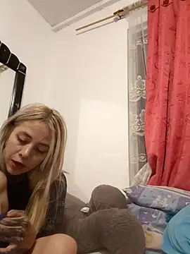 Вебкам-шоу sofigirlgold