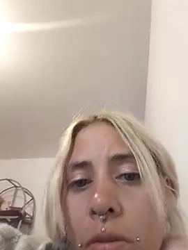 sofigirlgold's Live Chat Room