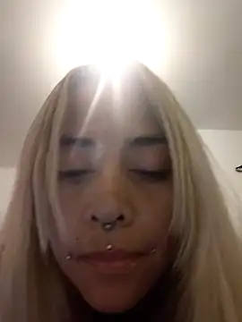 Živá chatovací místnost sofigirlgold