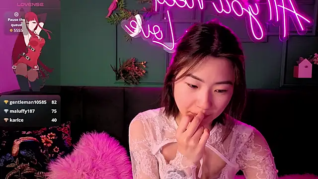 Runi_Asian Pertunjukan Webcam
