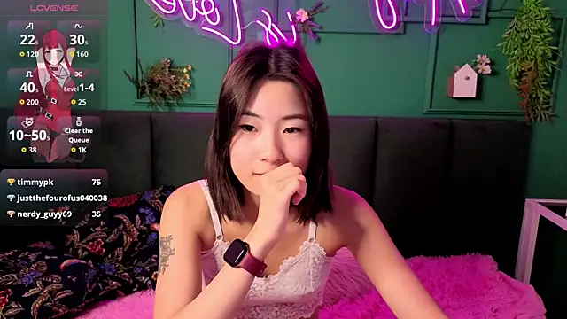 Chat XXX en directo de Runi_Asian
