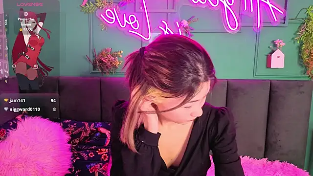 Webkamerová show Runi_Asian