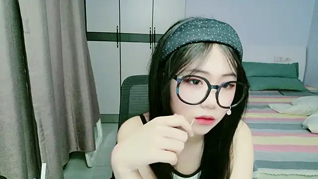 xiaoxiaoyu030 网络视讯表演
