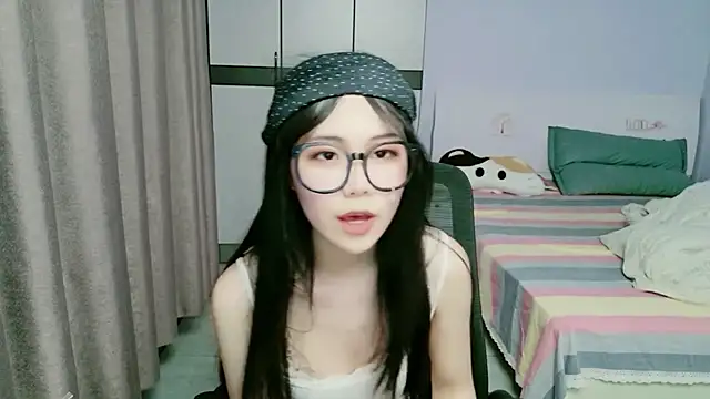 xiaoxiaoyu030 网络视讯表演