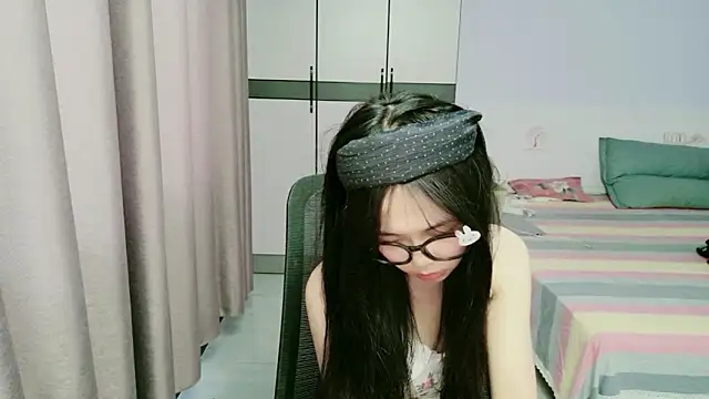 xiaoxiaoyu030 Show Webcam