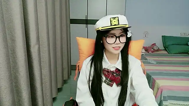 Show modela xiaoxiaoyu030 na web-kameri