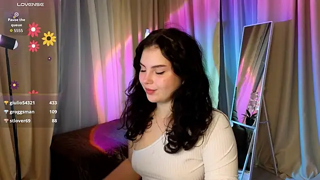 Živá chatovací místnost lollyy_pop