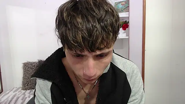 Yao_23's Webcam Show
