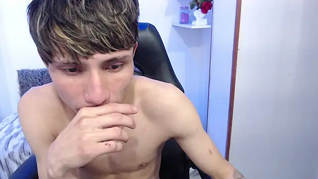 Yao_23 webcam show
