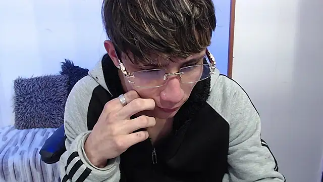 Yao_23 Webcam Show