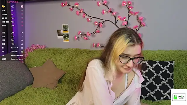 HellyCherry Webcam show