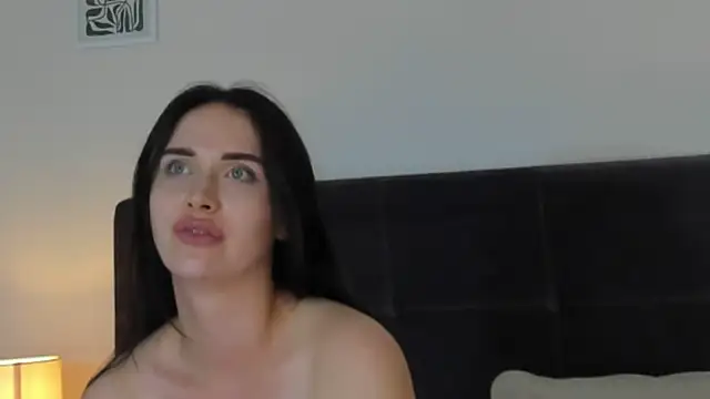 KellyWhites Chat XXX live