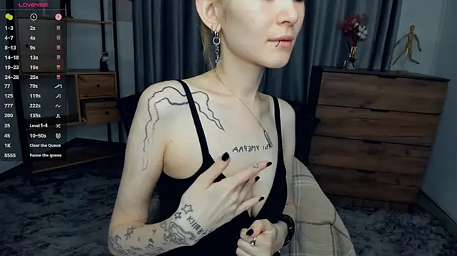 EstellaZion Chat XXX in diretta