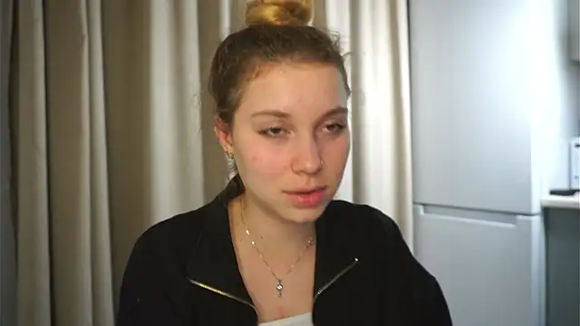 Sairallyn Live XXX-Chat