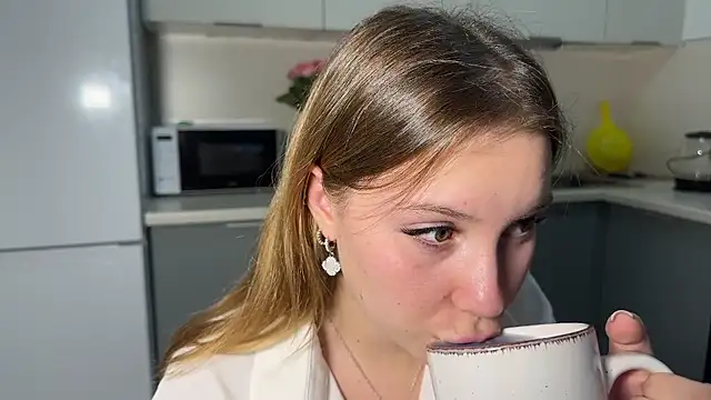 Živý XXX chat Sairallyn