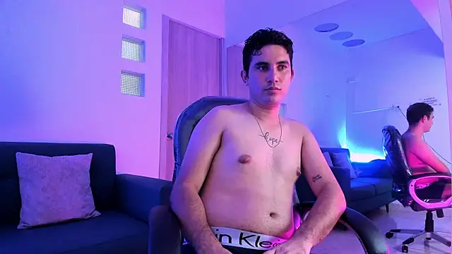 Show modela NOAH_SIN_ na web-kameri