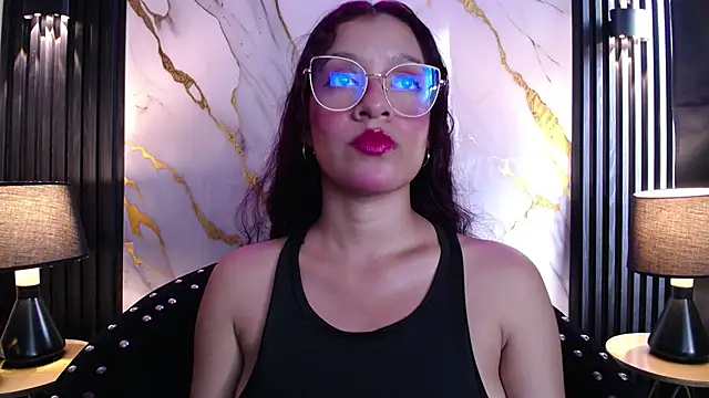 BrianaGaging Chat XXX in diretta