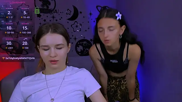 caroline_honeyy – Kamerová šou