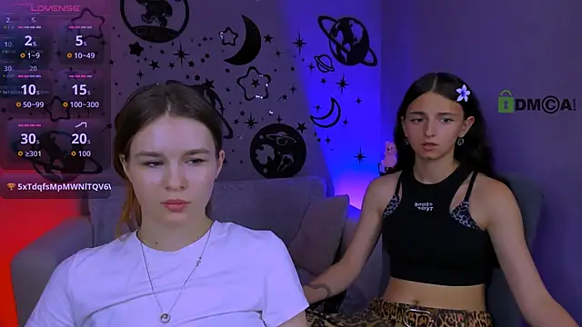 Webkamerová show caroline_honeyy