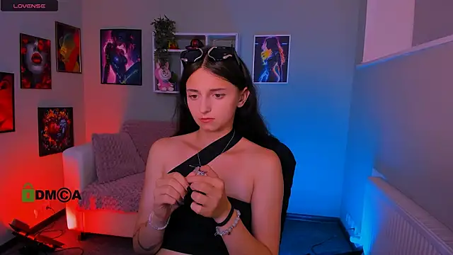 caroline_honeyy: απευθείας συνομιλία ΧΧΧ