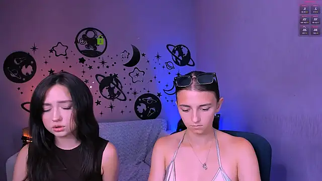 Czat XXX na żywo – caroline_honeyy