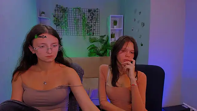caroline_honeyy – Kamerová šou