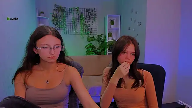 Webkamerová show caroline_honeyy