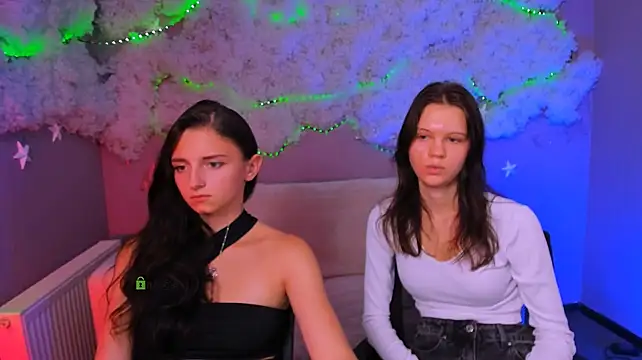 caroline_honeyy – Kamerová šou