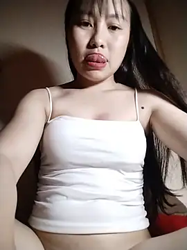 Cherry-squirtt Adlı Modelin Canlı XXX Sohbeti