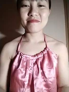 Cherry-squirtt 在線直播表演