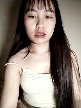 Cherry-squirtt 在線直播表演