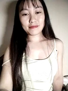 Cherry-squirtt Show Webcam