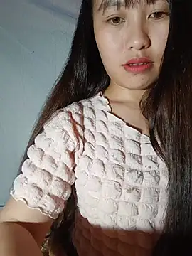 Cherry-squirtt Show Webcam