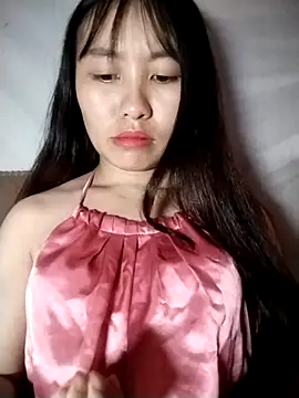Cherry-squirtt Show Webcam