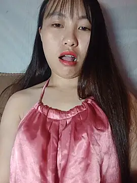 Cherry-squirtt 在線直播表演