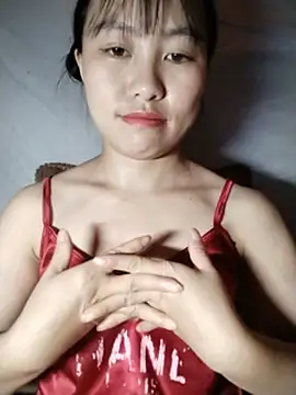 Cherry-squirtt Adlı Modelin Canlı XXX Sohbeti