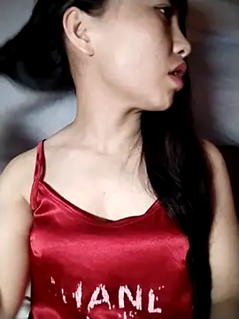 Cherry-squirtt Adlı Modelin Canlı XXX Sohbeti