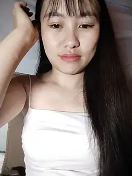 Cherry-squirtt's Live XXX Chat