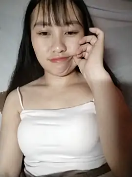 Cherry-squirtt's Live XXX Chat