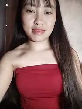 Cherry-squirtt 网络视讯表演