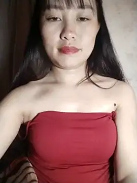 Cherry-squirtt 网络视讯表演
