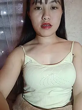 Cherry-squirtt 在線直播表演