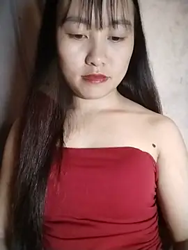 Cherry-squirtt 网络视讯表演