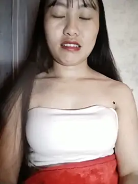 ห้องแชทสดของ Cherry-squirtt
